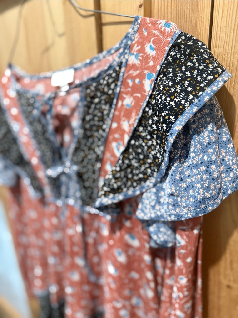 entro Rust Floral Patchwork Peasant Blouse - Picture 3 of 5